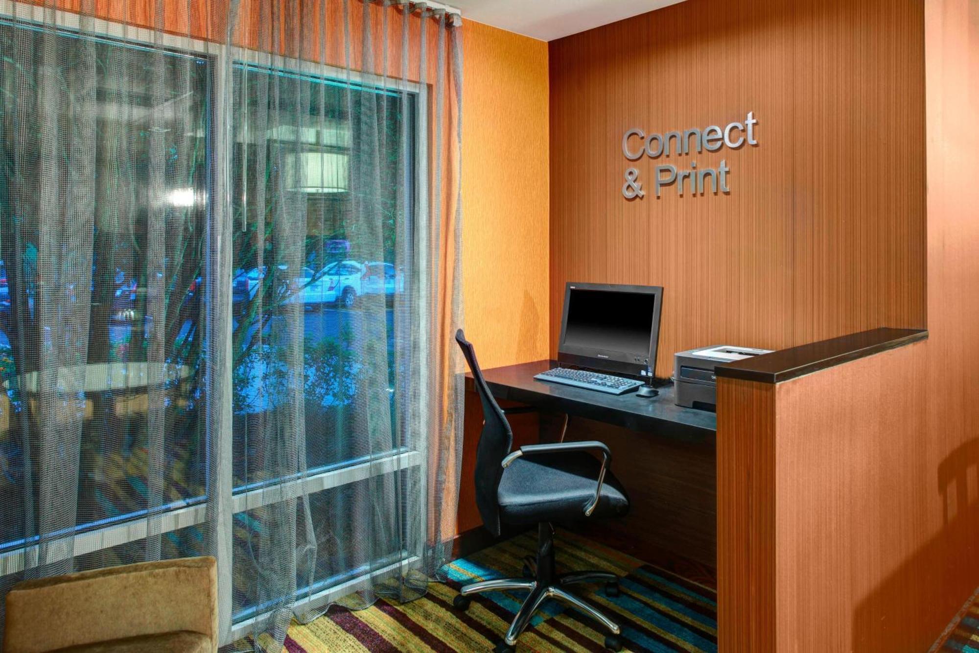 Fairfield Inn & Suites By Marriott Atlanta Alpharetta Exterior photo